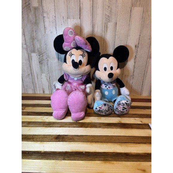 Disney Mickey Mouse & Minnie Mouse. Minnie 18" Mickey 15"  Plushies - Picture 2 of 6